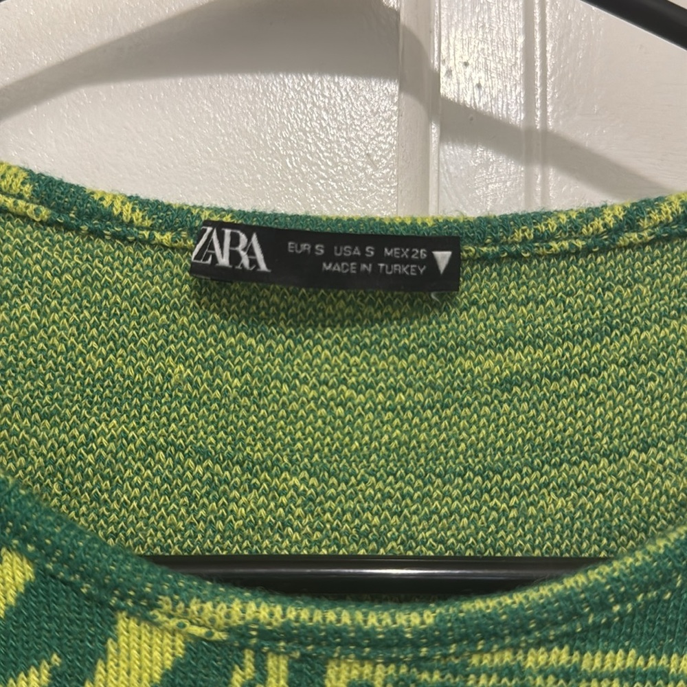 Zara Green and Yellow‎ Swirl Long Sleeve Dress - Picture 3 of 4